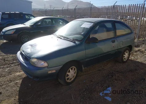 1997 Ford Aspire z USA, uszkodzony, nr VIN KNJLT05H2V6200494